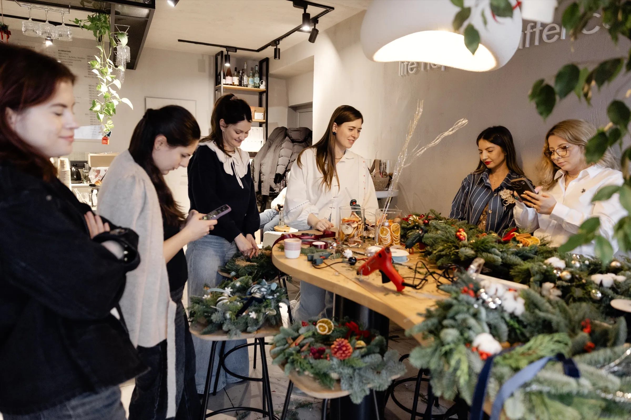 Christmas Decoration Workshop — photo